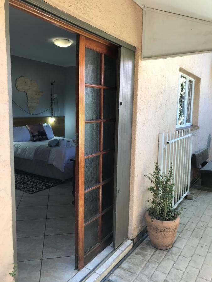 Celtis Lane Guest House บ็อคสเบิร์ก ภายนอก รูปภาพ